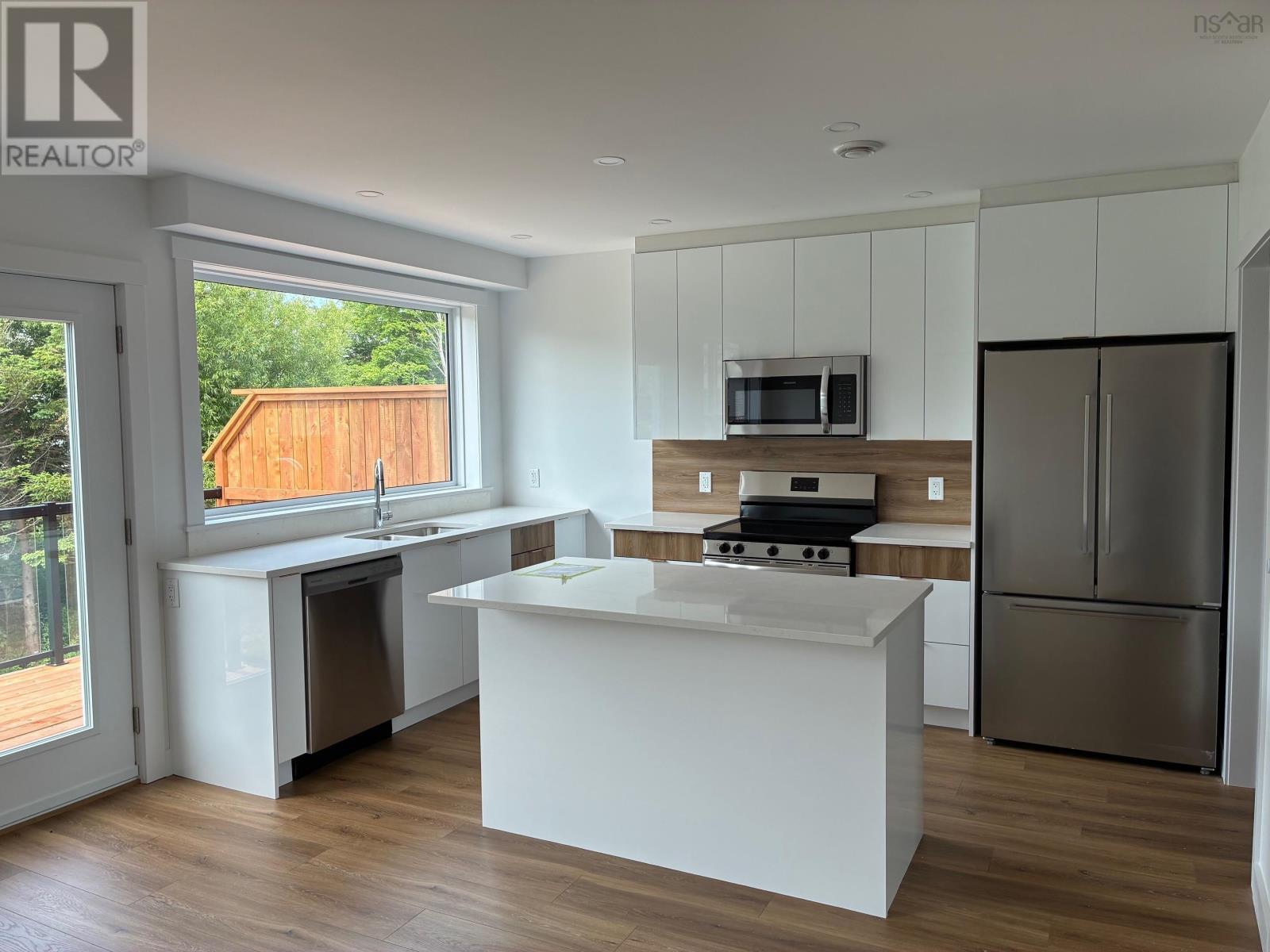 43 Berm Street, Herring Cove, Nova Scotia  B3R 0H2 - Photo 4 - 202520931