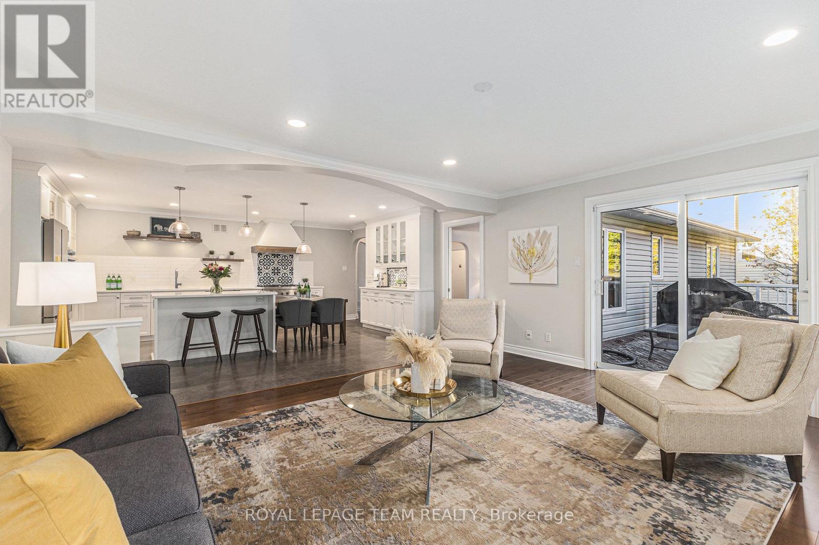 23 Cypress Gardens, Ottawa, Ontario  K2S 1W6 - Photo 14 - X12489126