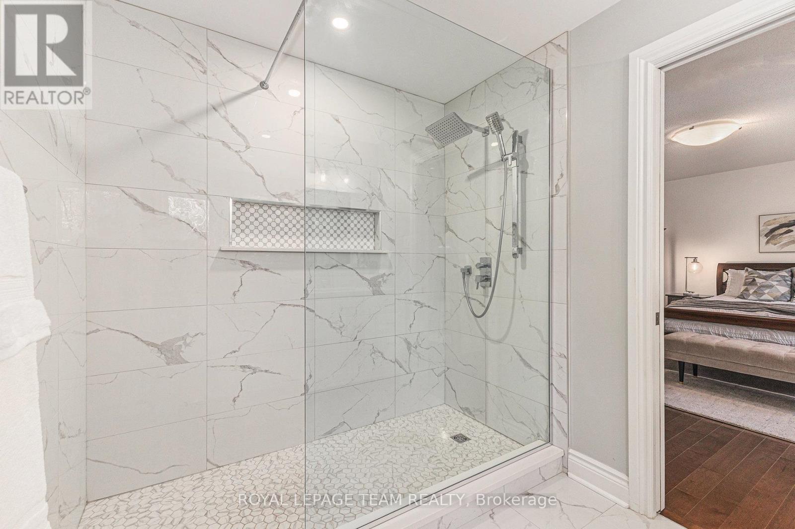 23 Cypress Gardens, Ottawa, Ontario  K2S 1W6 - Photo 23 - X12489126