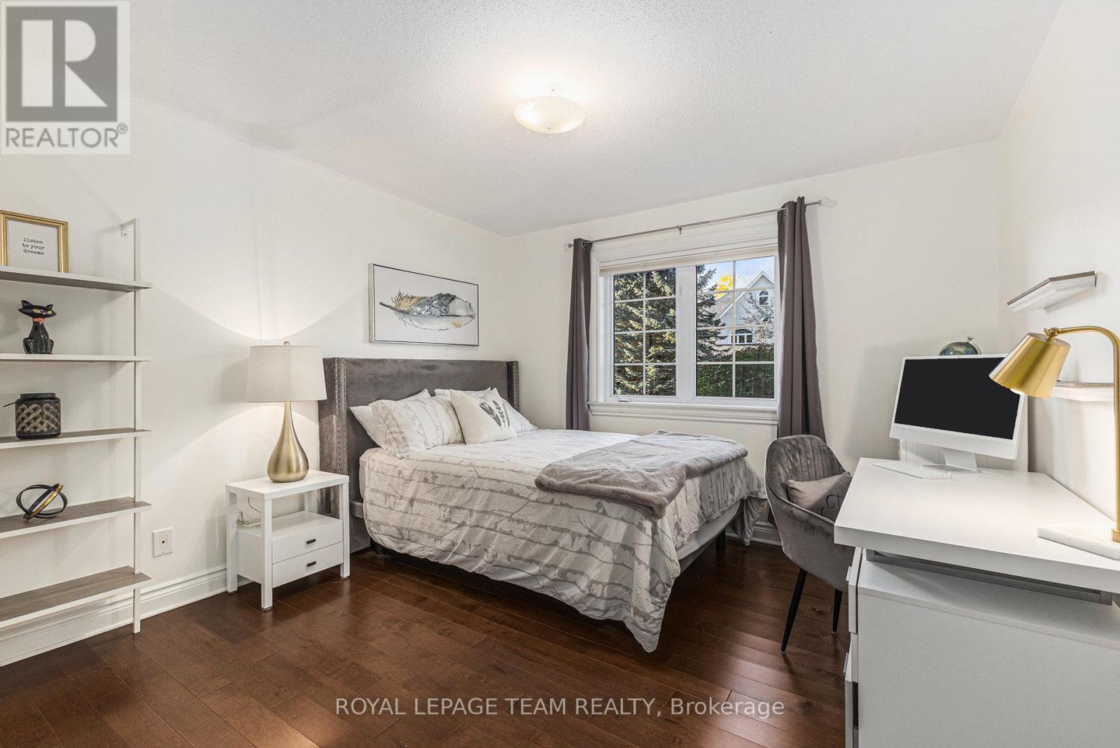 23 Cypress Gardens, Ottawa, Ontario  K2S 1W6 - Photo 24 - X12489126