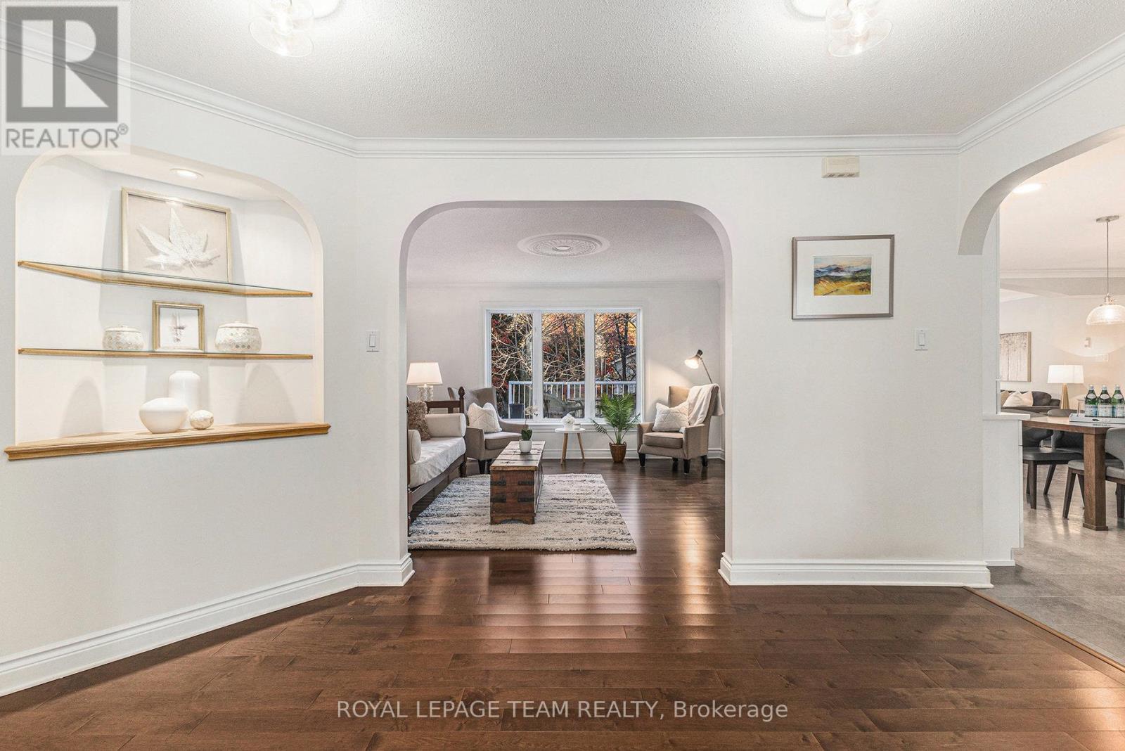 23 Cypress Gardens, Ottawa, Ontario  K2S 1W6 - Photo 6 - X12489126