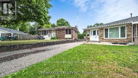 44 Chatsworth Drive, Brampton, Ontario  L6X 2L9 - Photo 3 - W12488594