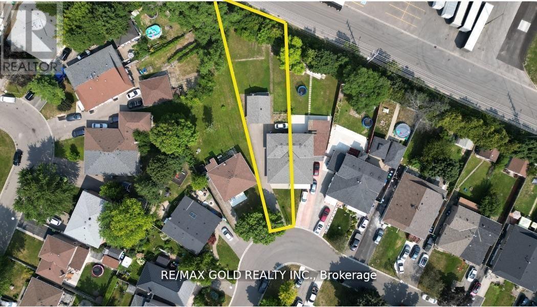 44 Chatsworth Drive, Brampton, Ontario  L6X 2L9 - Photo 38 - W12488594