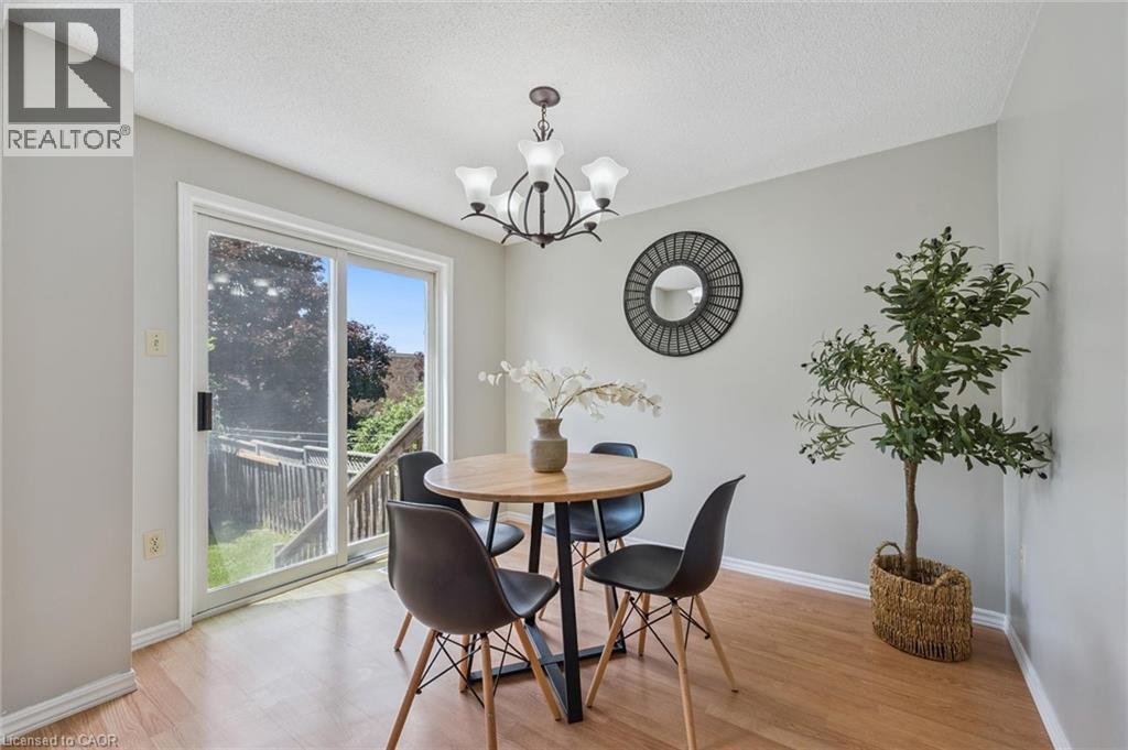 71 Moss Place, Guelph, Ontario  N1G 4V3 - Photo 12 - 40765271