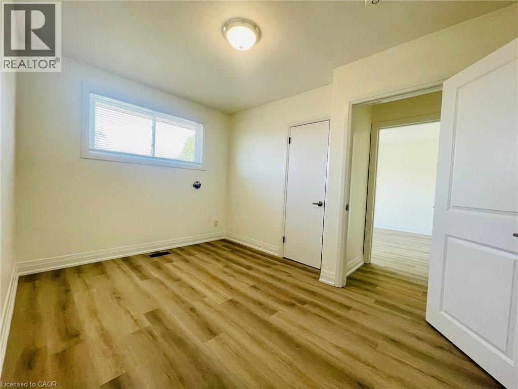 38 Warren Avenue Unit# 1, Hamilton, Ontario  L9A 3C6 - Photo 17 - 40781572