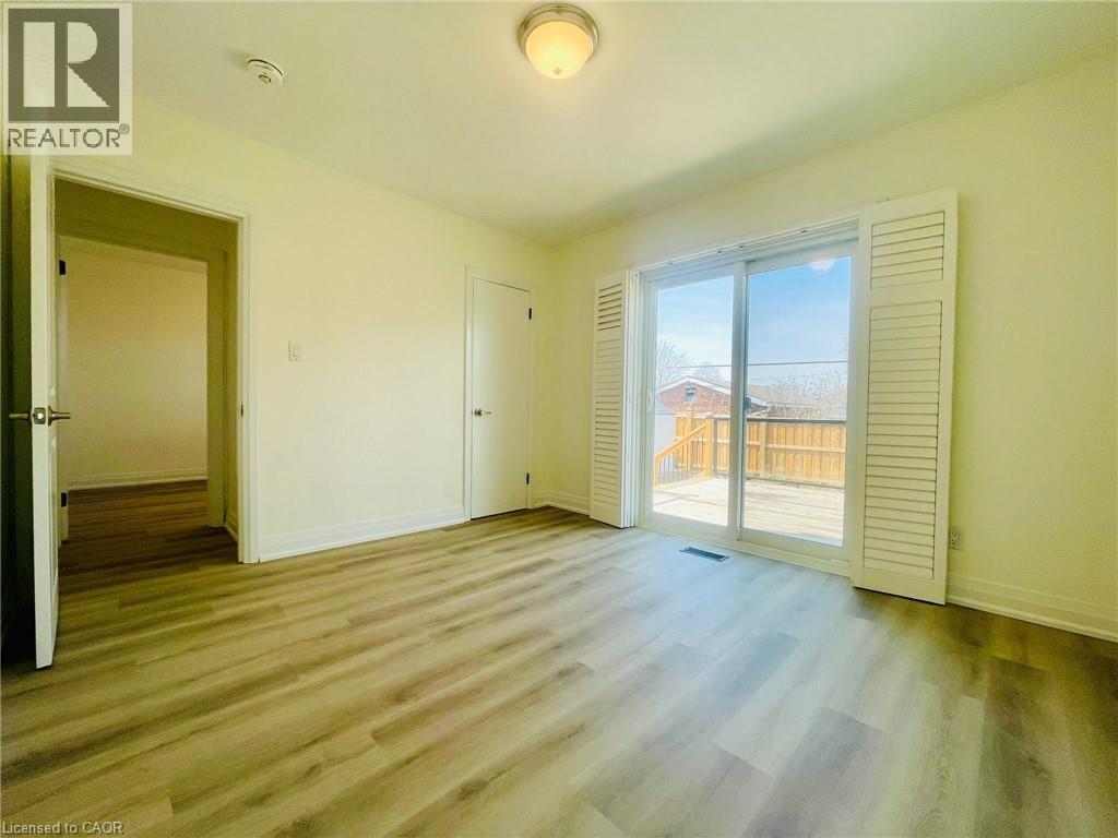 38 Warren Avenue Unit# 1, Hamilton, Ontario  L9A 3C6 - Photo 12 - 40781572