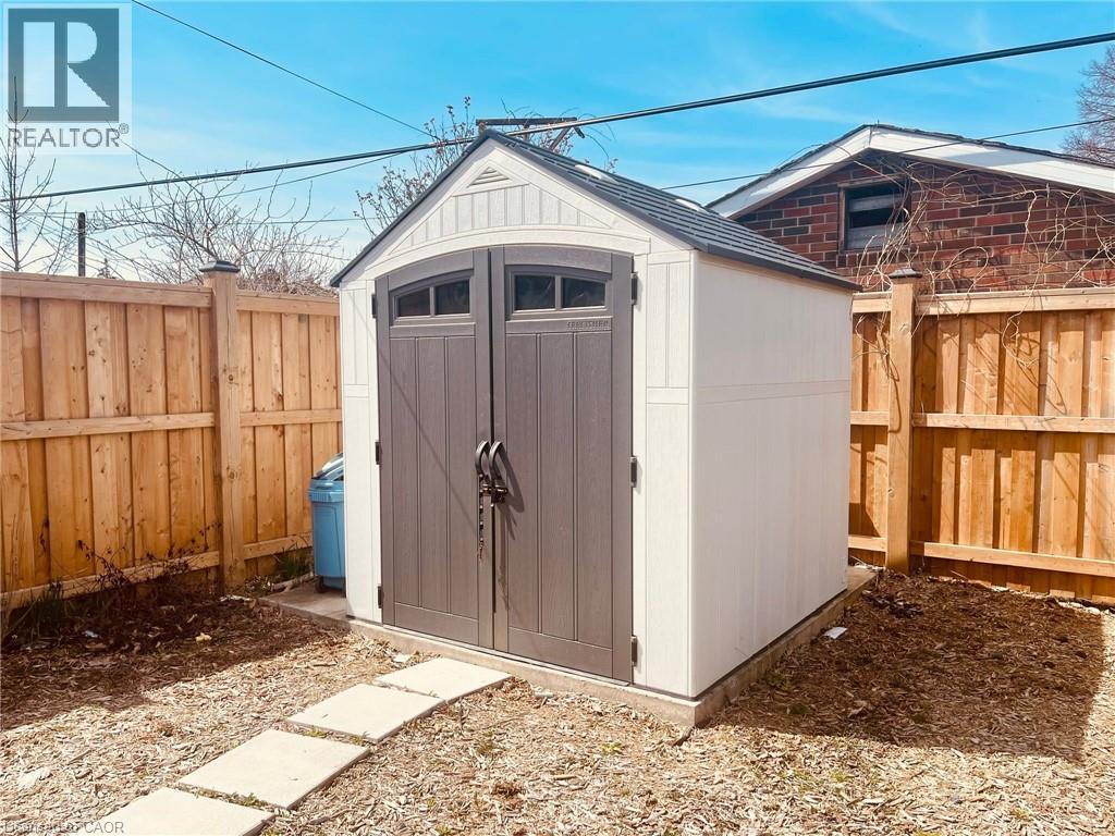 38 Warren Avenue Unit# 1, Hamilton, Ontario  L9A 3C6 - Photo 22 - 40781572