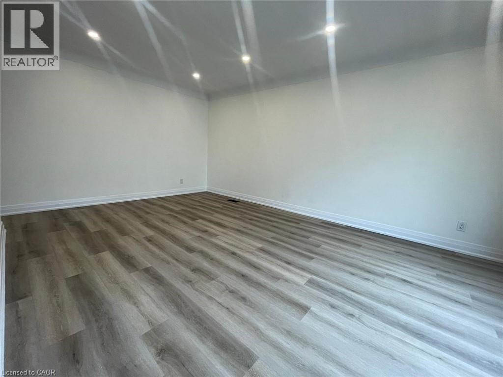 38 Warren Avenue Unit# 1, Hamilton, Ontario  L9A 3C6 - Photo 15 - 40781572