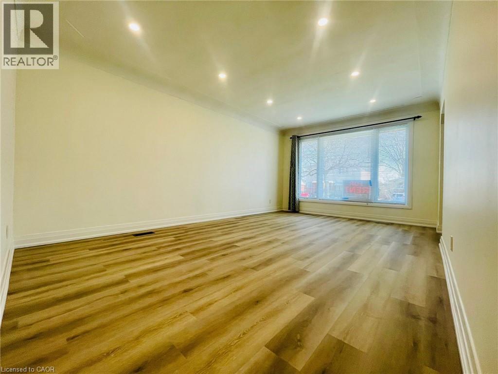 38 Warren Avenue Unit# 1, Hamilton, Ontario  L9A 3C6 - Photo 13 - 40781572