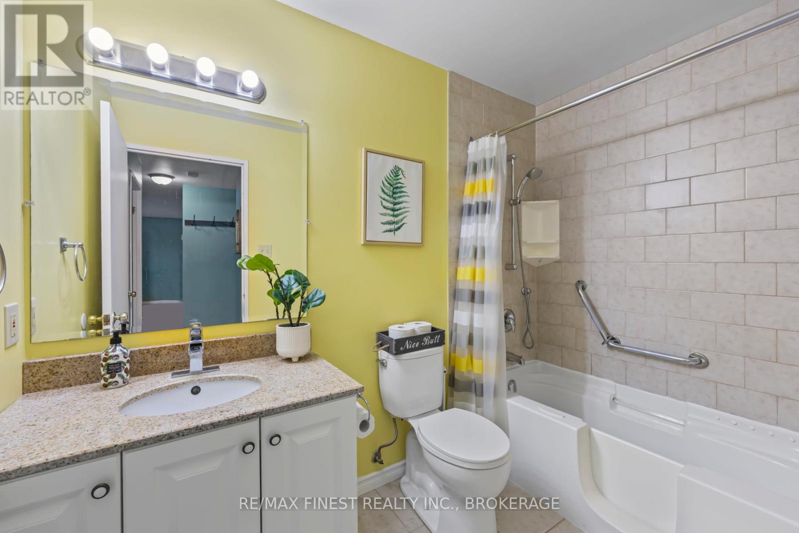 17 Eldon Hall Place, Kingston (Central City West), Ontario  K7M 7H5 - Photo 27 - X12489668