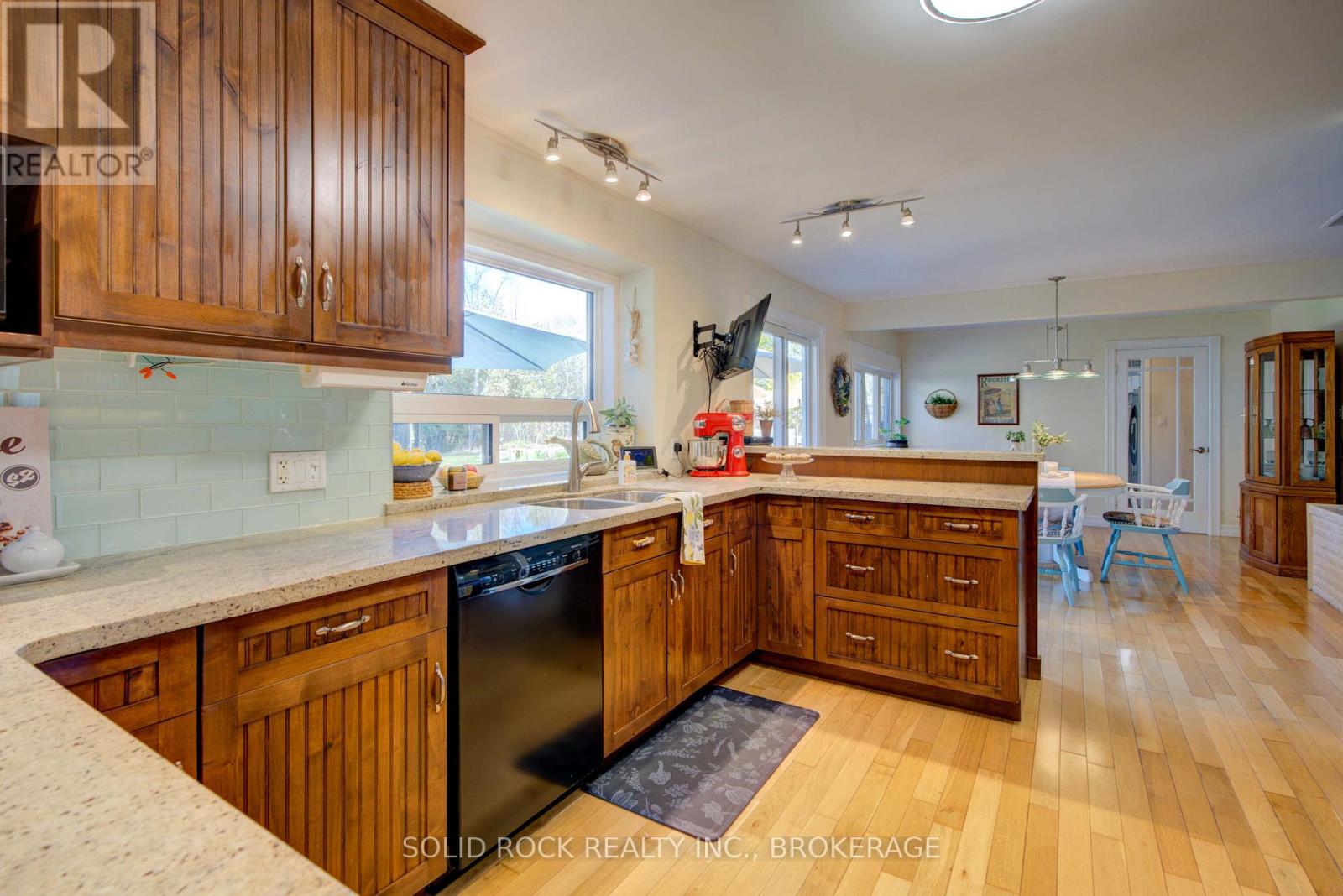 423 Mud Lake Road, Loyalist (Lennox And Addington - South), Ontario  K0H 2H0 - Photo 13 - X12489690