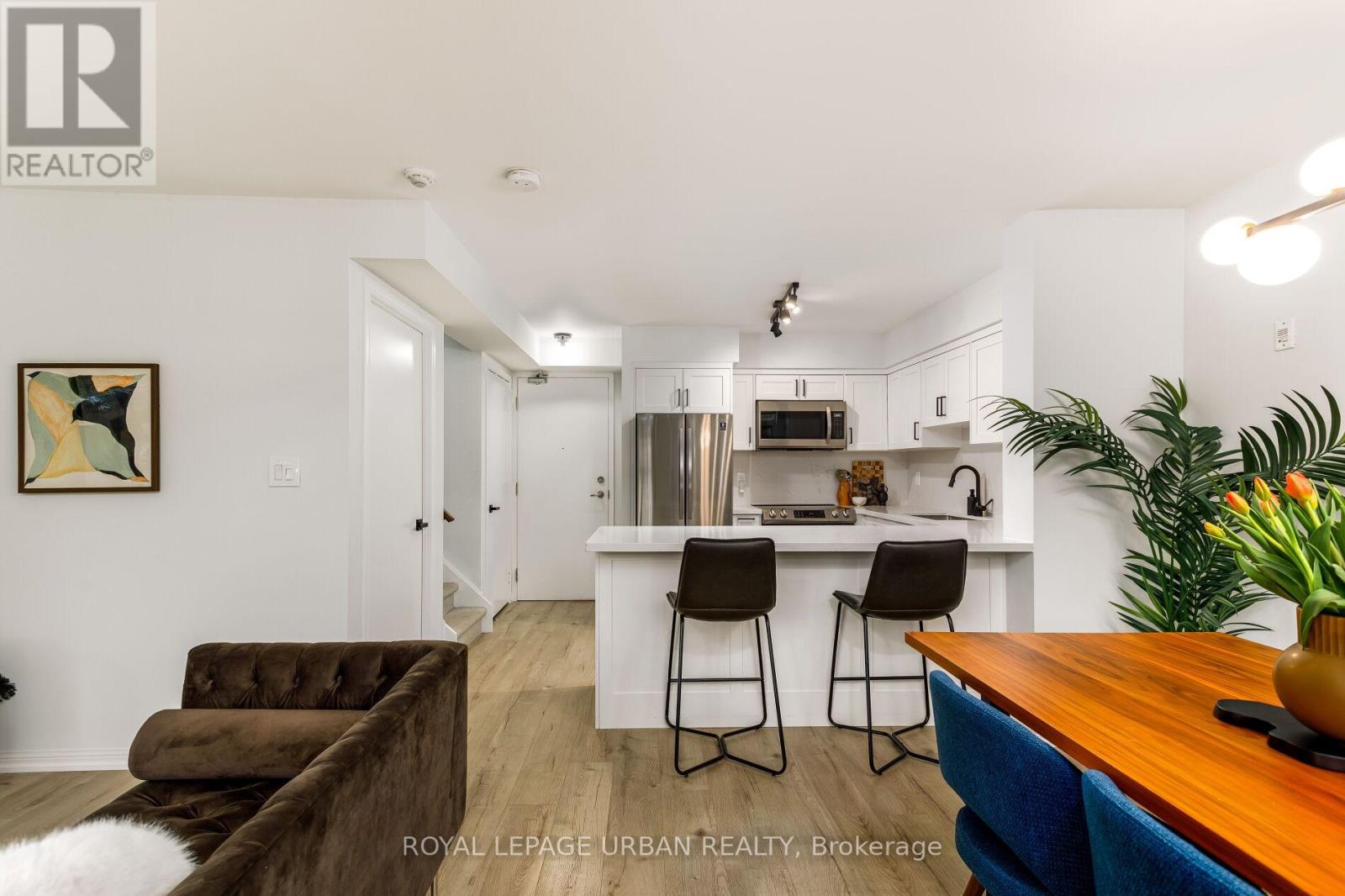 319 - 39 Shank Street, Toronto, Ontario  M6J 3X3 - Photo 2 - C12489552