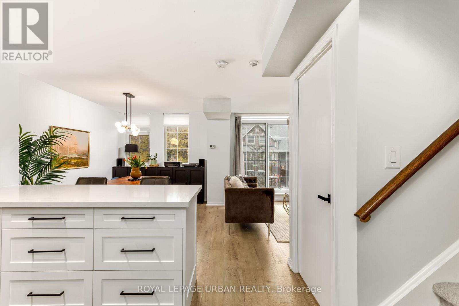 319 - 39 Shank Street, Toronto, Ontario  M6J 3X3 - Photo 3 - C12489552