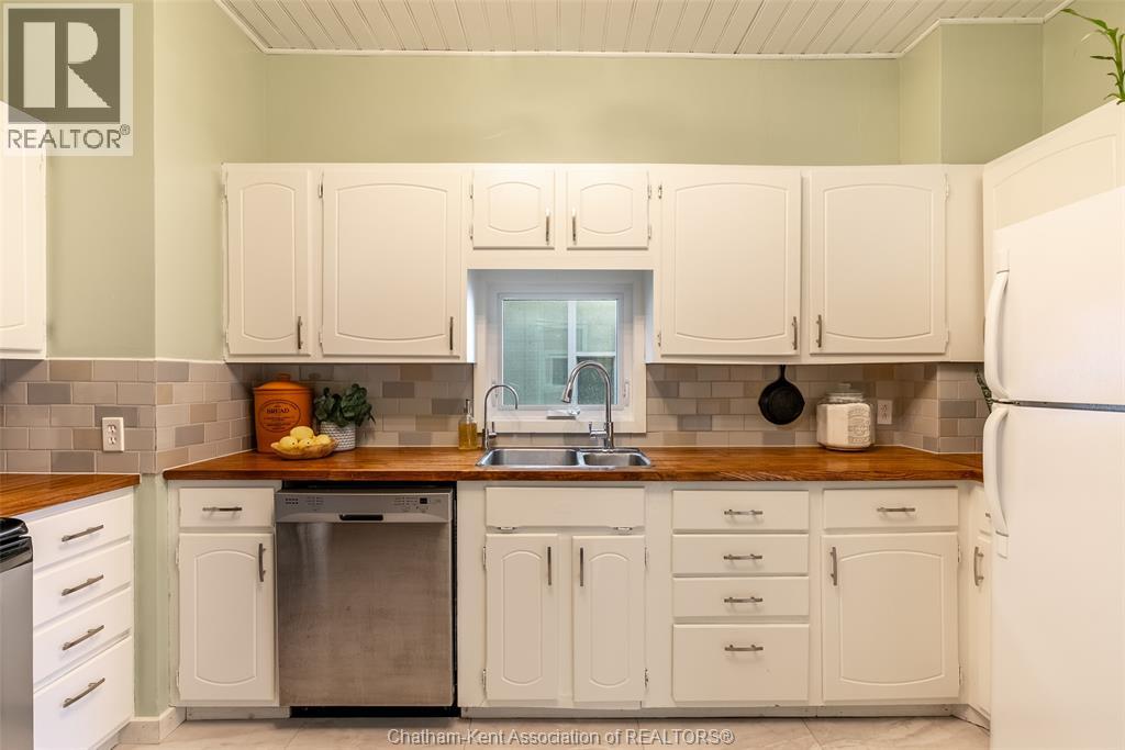 142 Patteson Avenue, Chatham, Ontario  N7M 1T8 - Photo 9 - 25027502