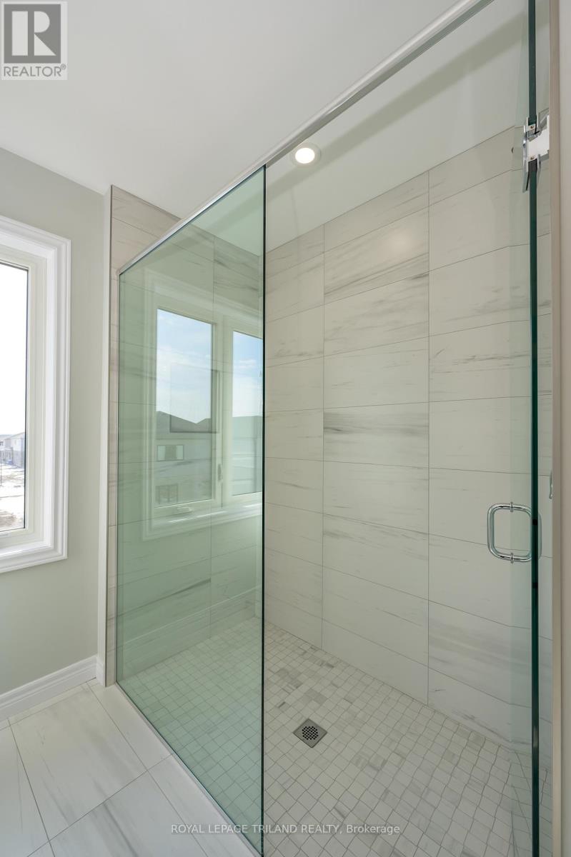 3650 Southbridge Avenue, London South (South W), Ontario  N6L 0G5 - Photo 21 - X12489608