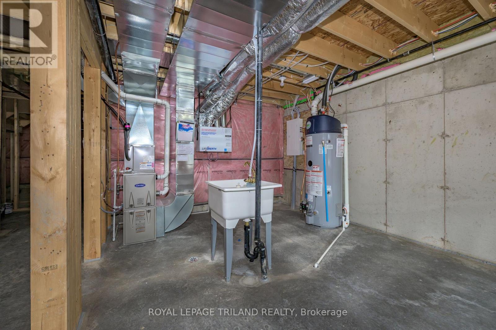 3650 Southbridge Avenue, London South (South W), Ontario  N6L 0G5 - Photo 33 - X12489608