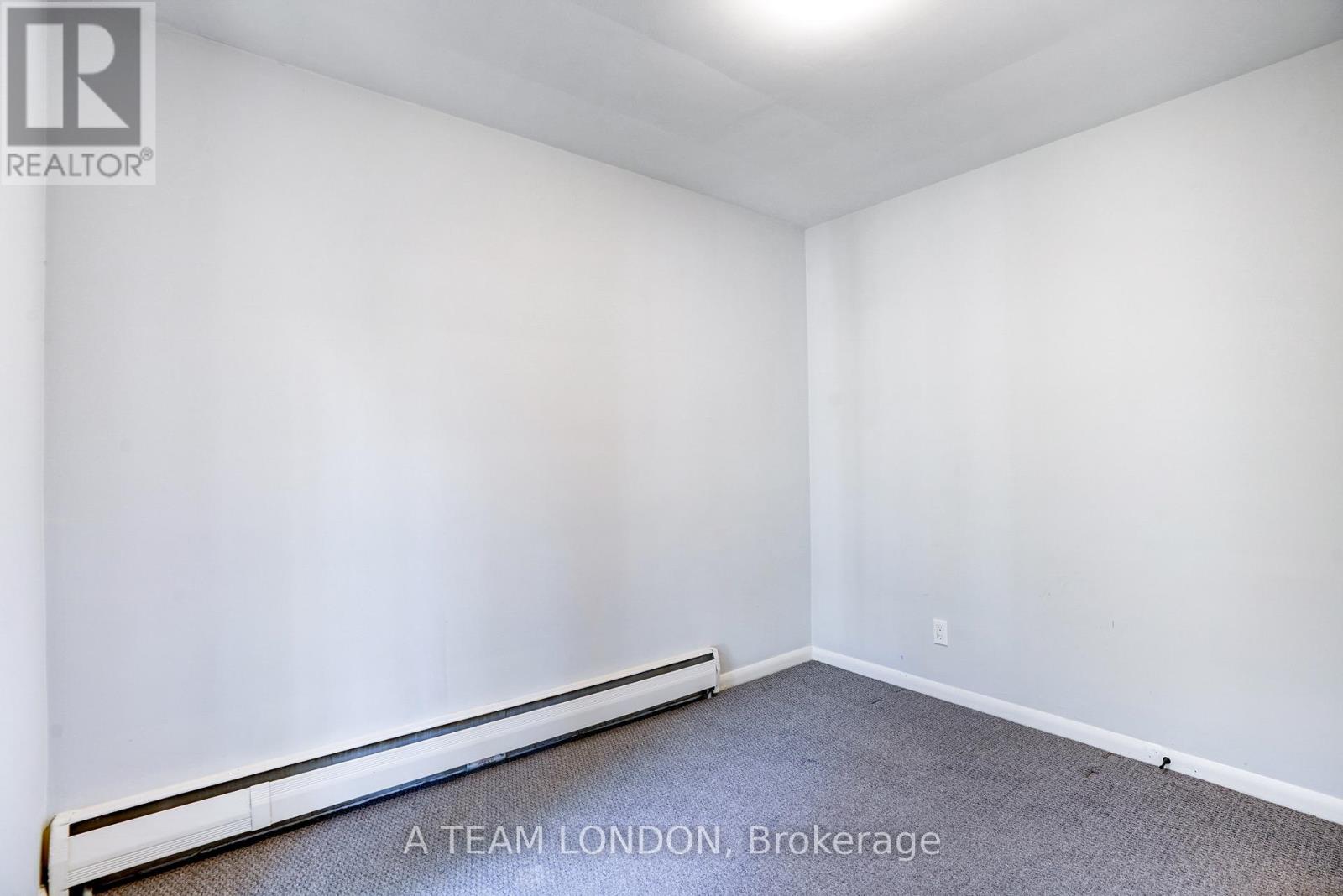 106 Thornton Avenue, London East, Ontario  N5Y 2Y5 - Photo 17 - X12489618