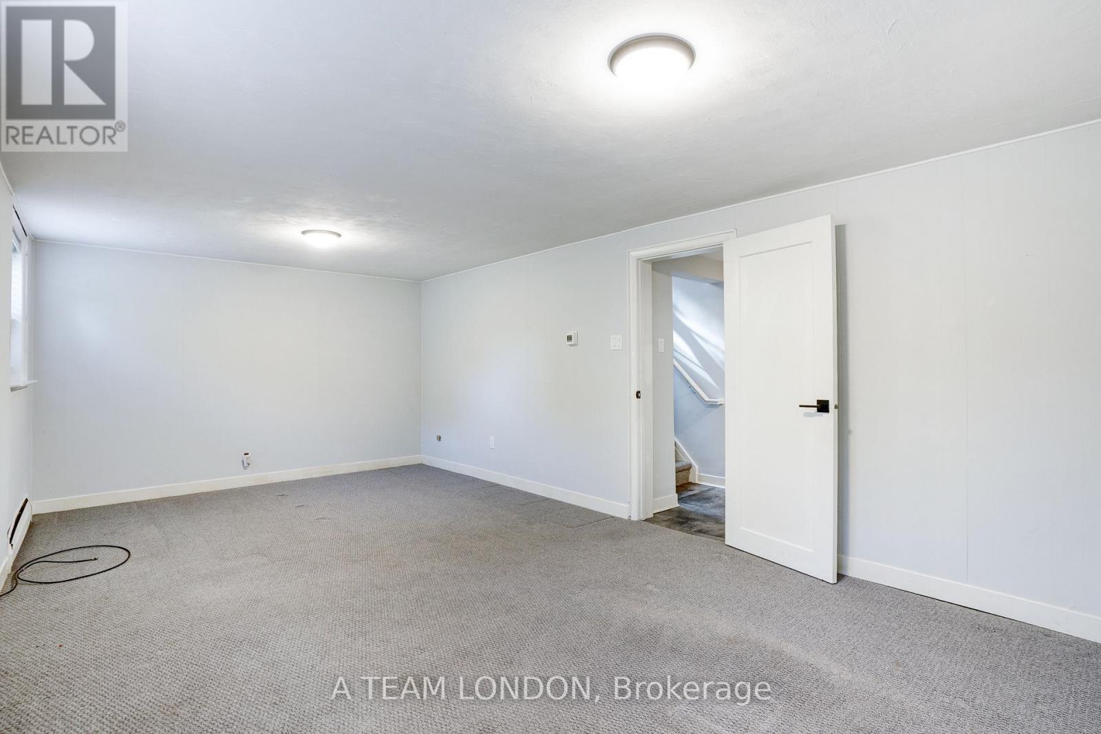 106 Thornton Avenue, London East, Ontario  N5Y 2Y5 - Photo 18 - X12489618