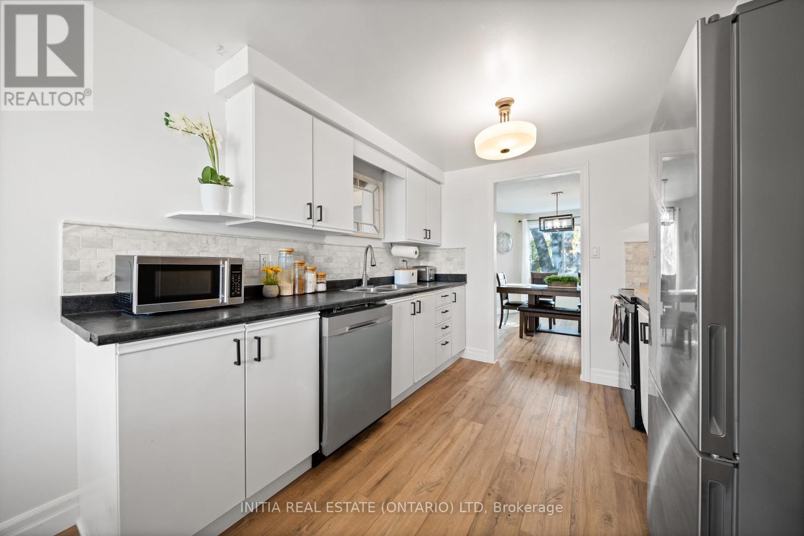 784 Homeview Road, London South (South Q), Ontario  N6C 5S6 - Photo 17 - X12489636