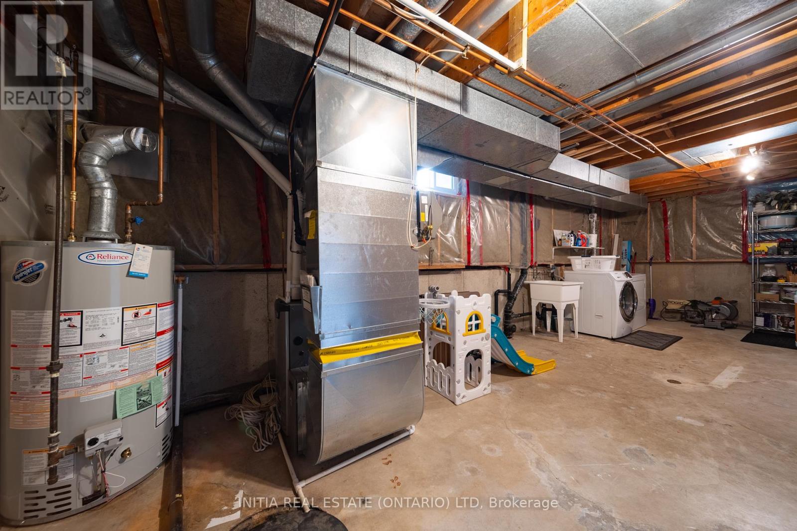 784 Homeview Road, London South (South Q), Ontario  N6C 5S6 - Photo 39 - X12489636