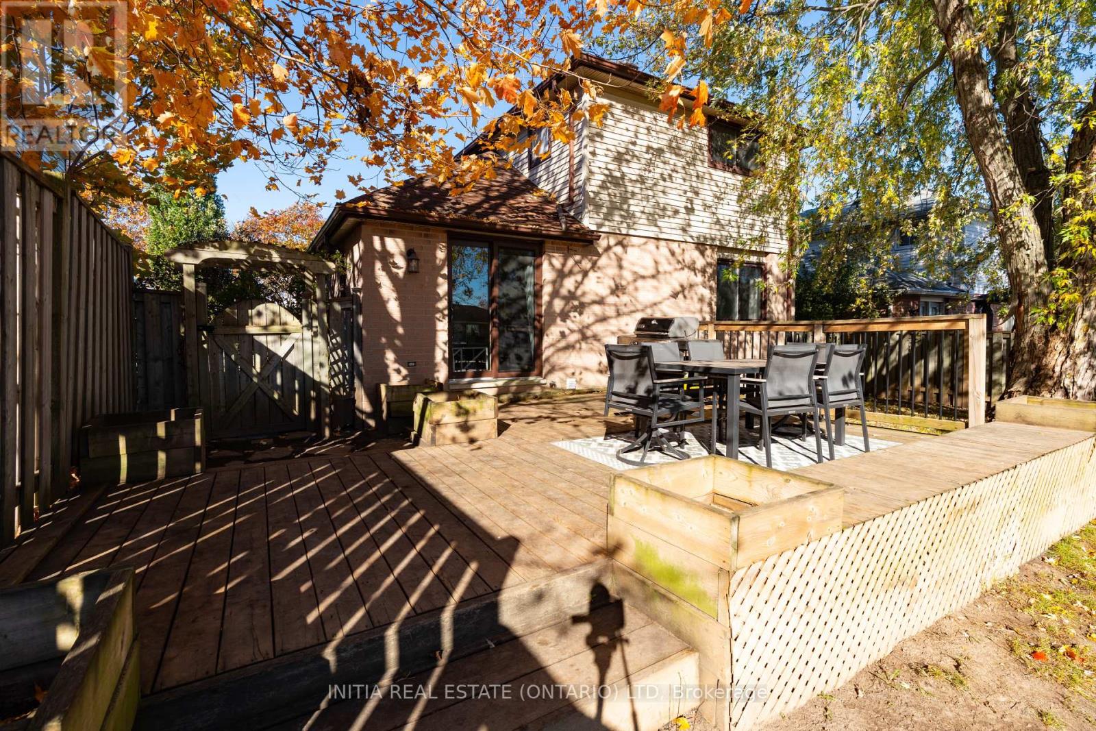 784 Homeview Road, London South (South Q), Ontario  N6C 5S6 - Photo 44 - X12489636