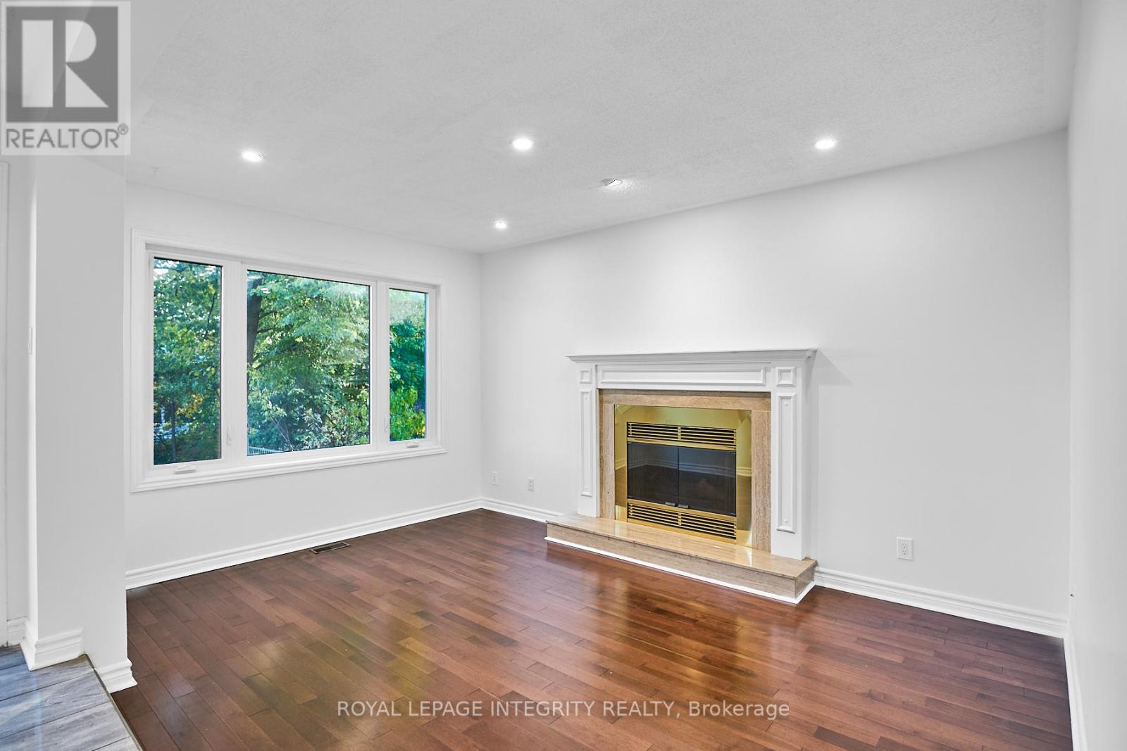 223 Mcgibbon Drive, Ottawa, Ontario  K2L 3Y6 - Photo 17 - X12489566