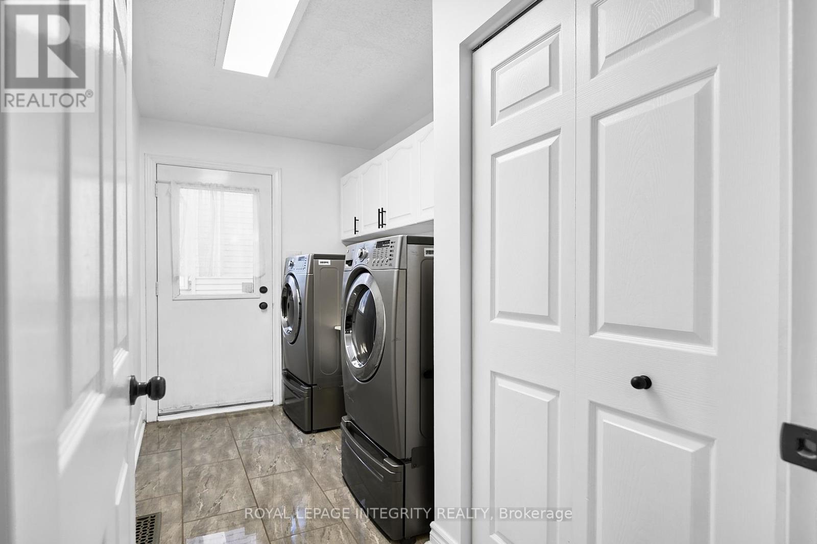 223 Mcgibbon Drive, Ottawa, Ontario  K2L 3Y6 - Photo 21 - X12489566