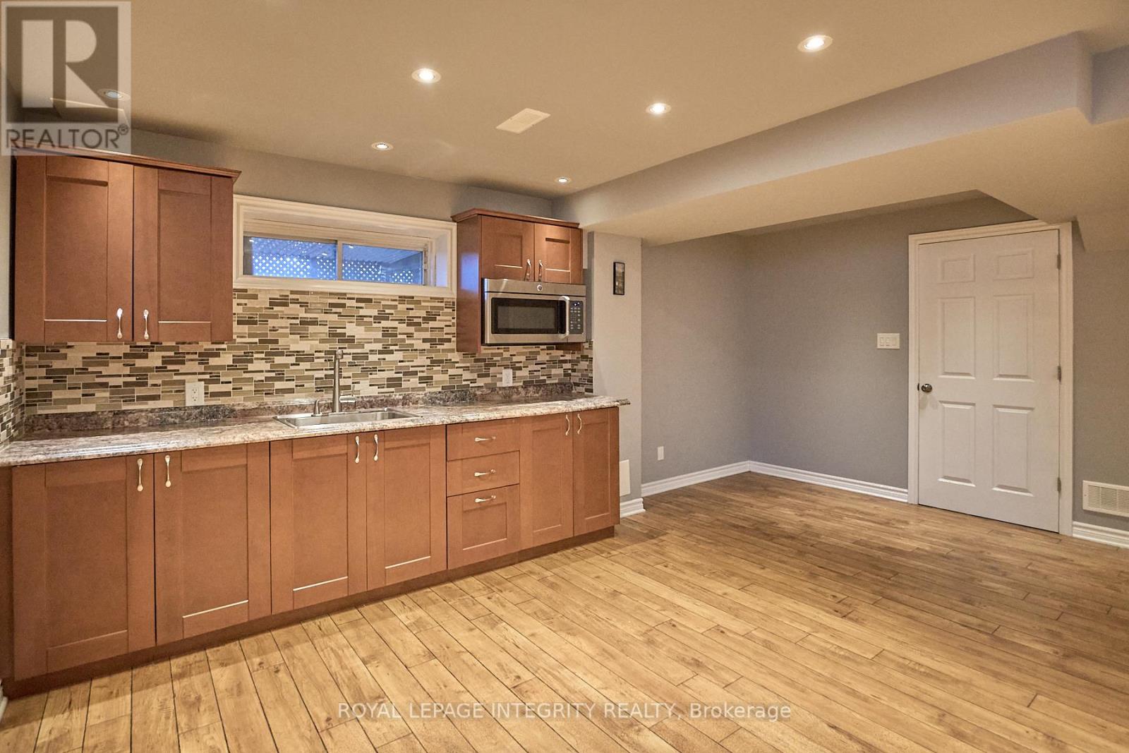 223 Mcgibbon Drive, Ottawa, Ontario  K2L 3Y6 - Photo 36 - X12489566