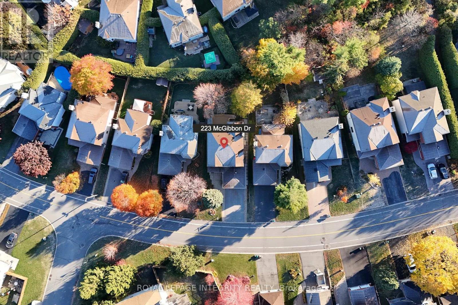 223 Mcgibbon Drive, Ottawa, Ontario  K2L 3Y6 - Photo 46 - X12489566