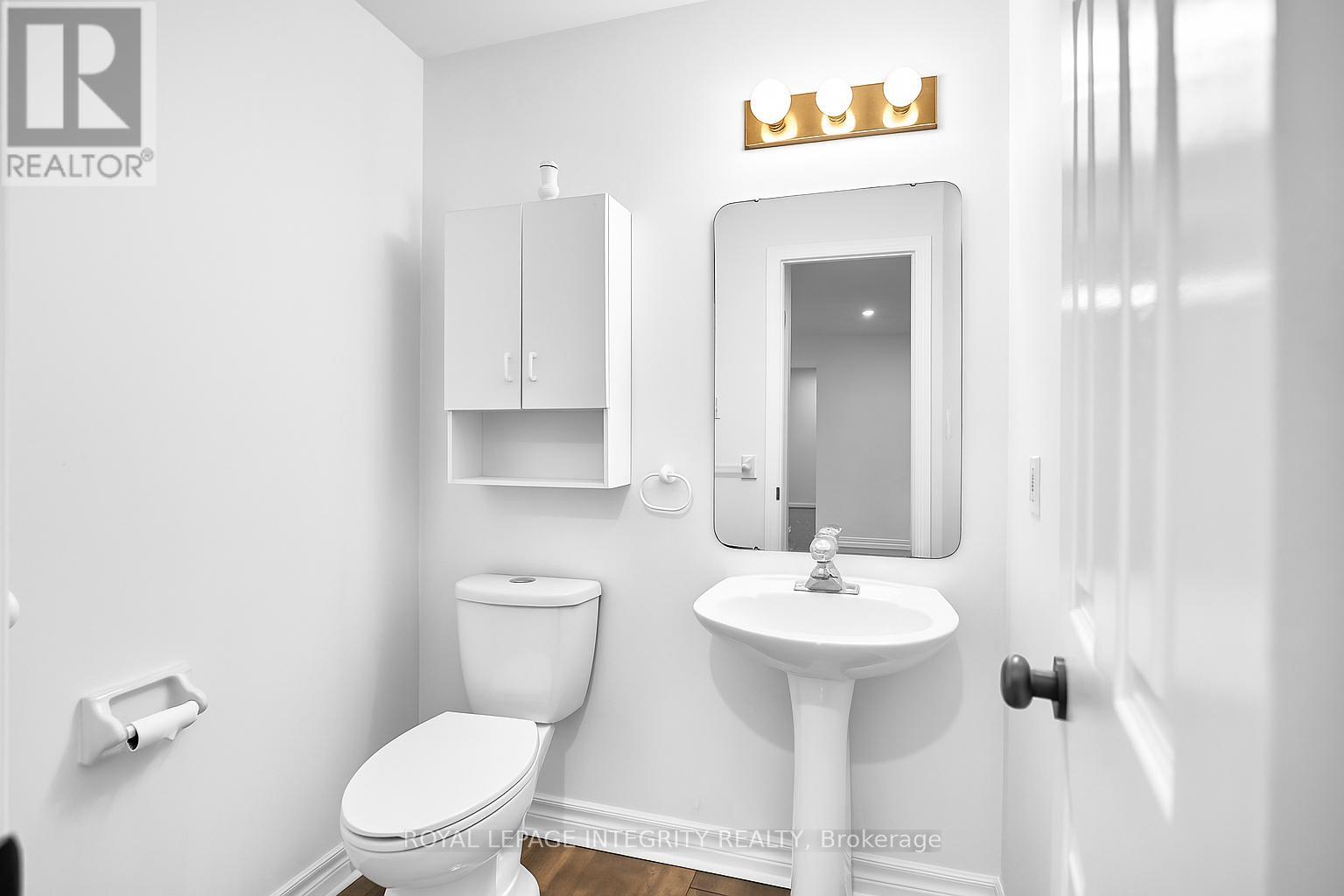 223 Mcgibbon Drive, Ottawa, Ontario  K2L 3Y6 - Photo 6 - X12489566