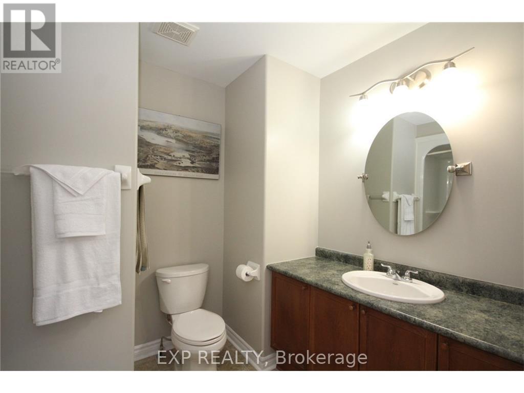 24 Wallsend Avenue, Ottawa, Ontario  K2K 3K7 - Photo 11 - X12489584