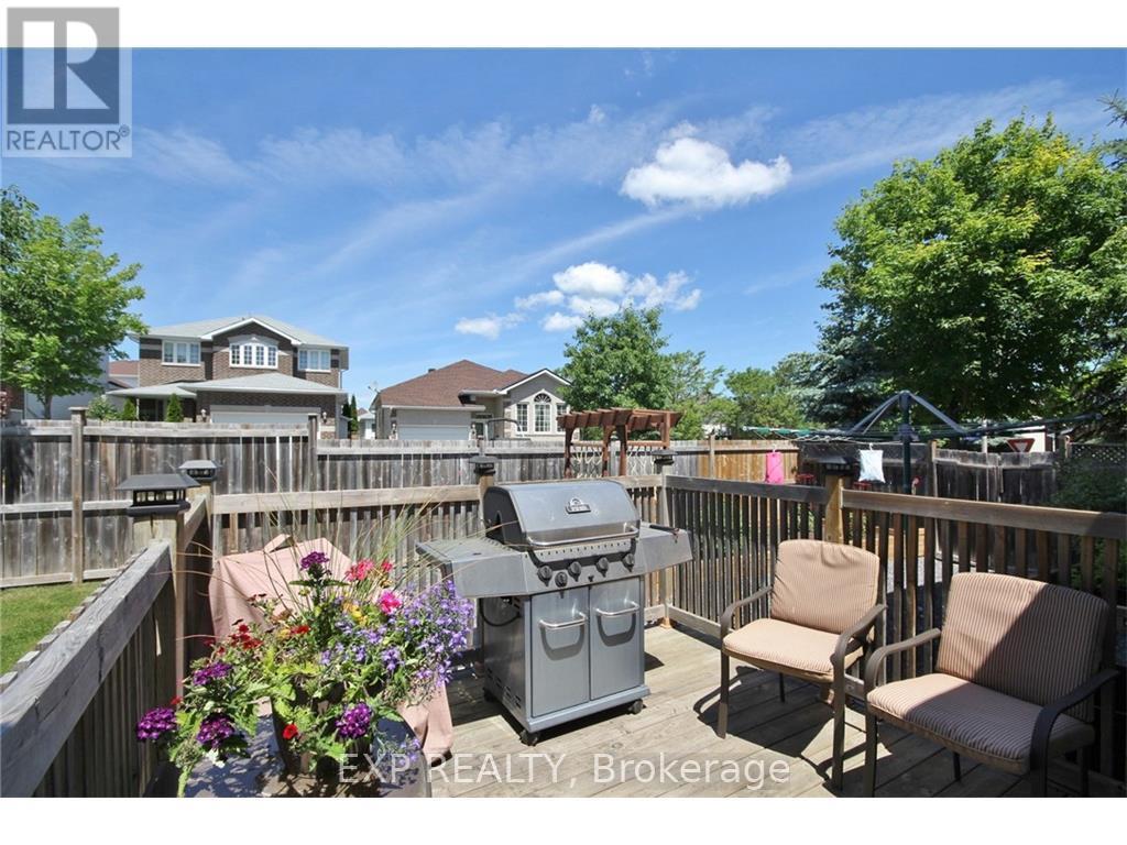 24 Wallsend Avenue, Ottawa, Ontario  K2K 3K7 - Photo 13 - X12489584