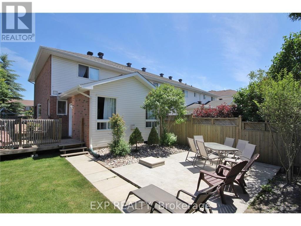 24 Wallsend Avenue, Ottawa, Ontario  K2K 3K7 - Photo 14 - X12489584