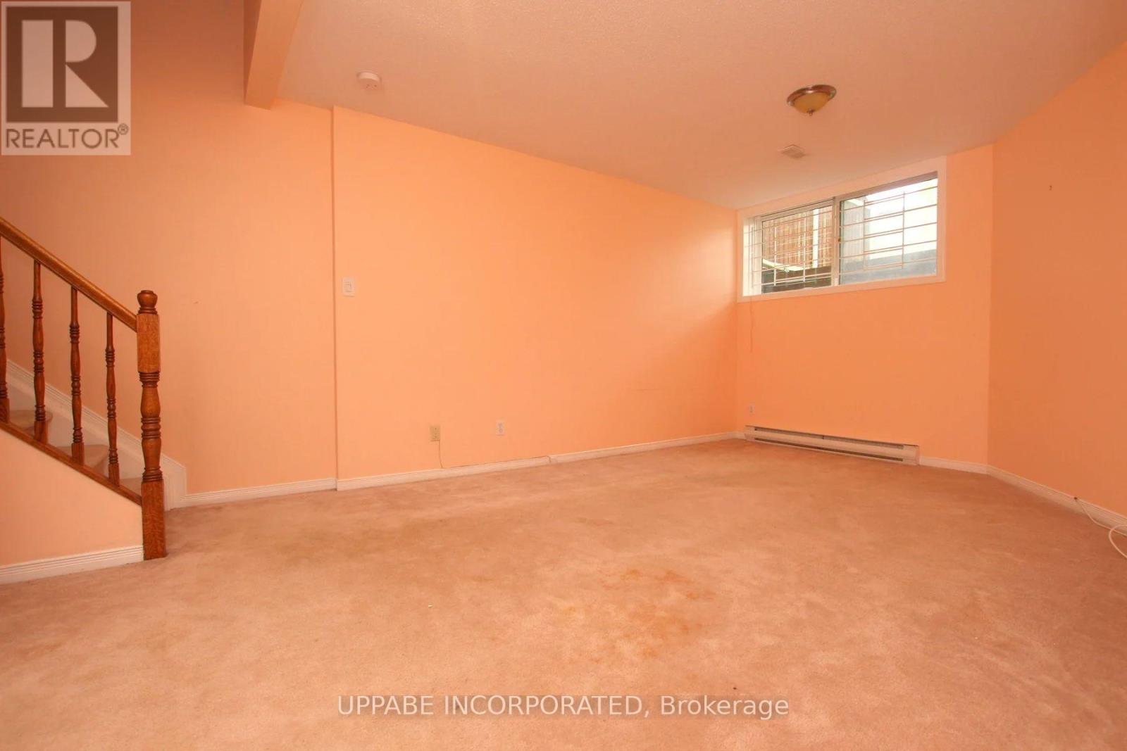 6075 Pineglade Crescent, Ottawa, Ontario  K1W 1H1 - Photo 11 - X12489640