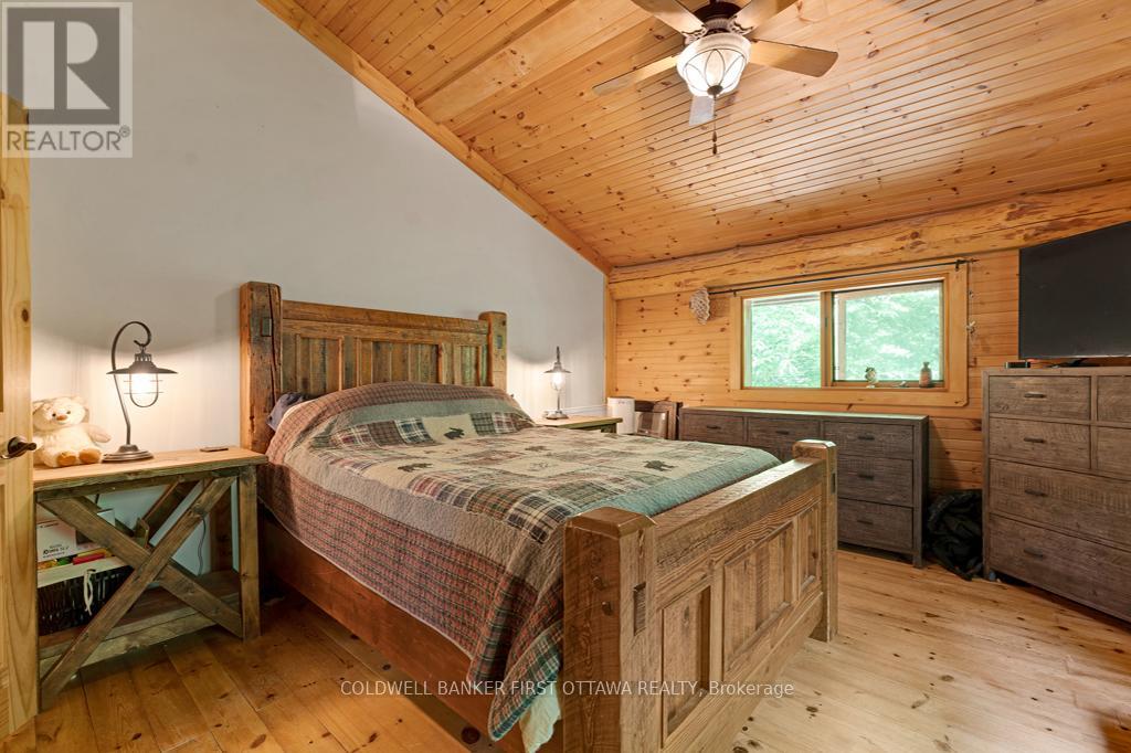 540 Ski Hill Road, Mississippi Mills, Ontario  K0A 2X0 - Photo 21 - X12489644