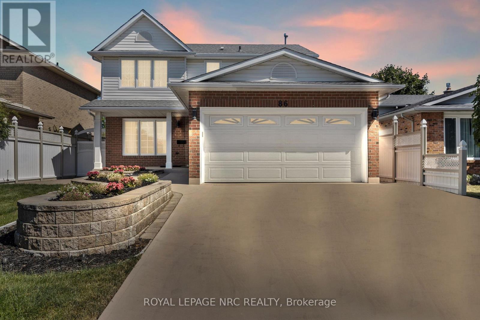 86 Huntington Lane, St. Catharines, Ontario  L2S 3R6 - Photo 2 - X12489594