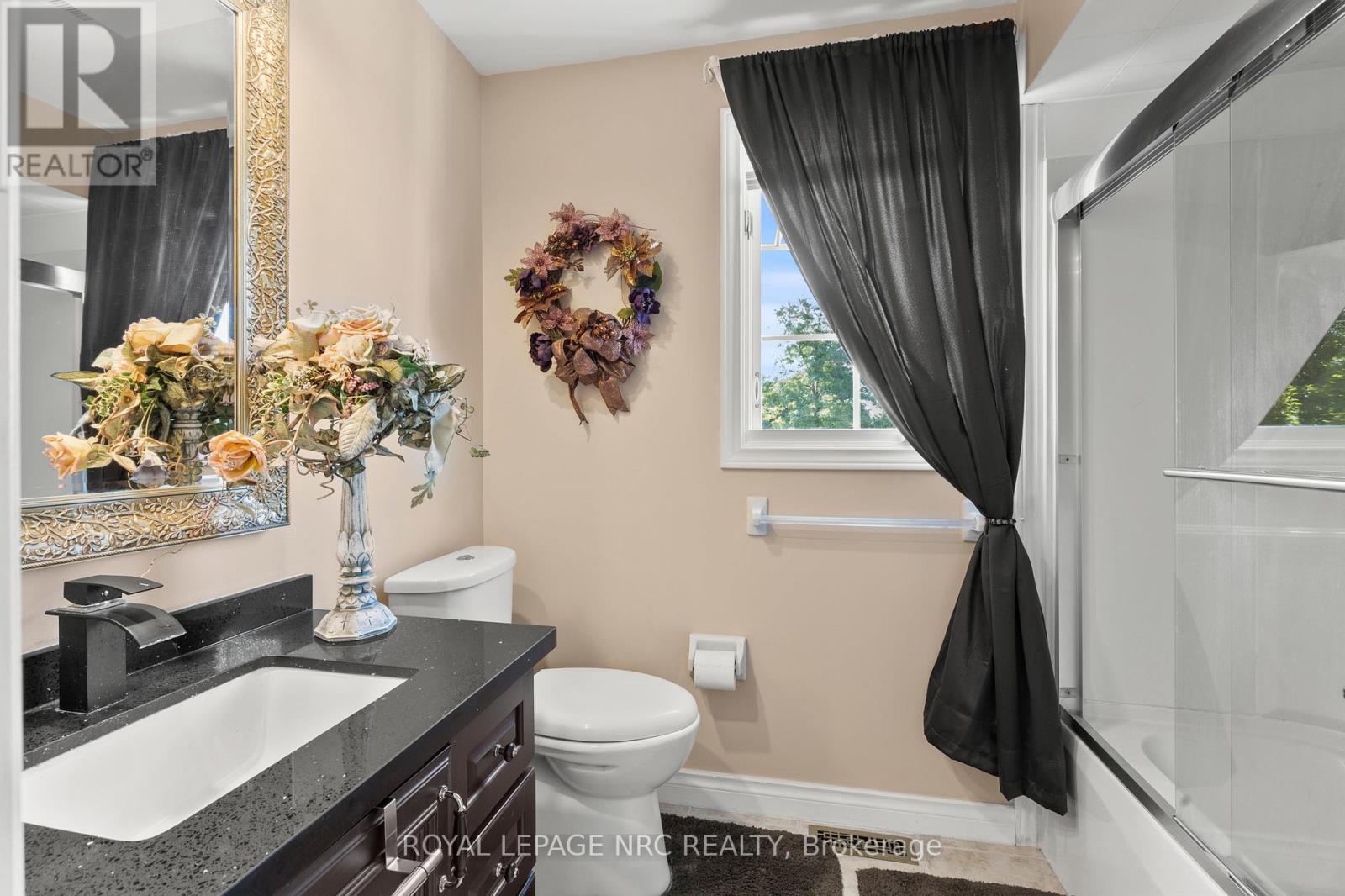 86 Huntington Lane, St. Catharines, Ontario  L2S 3R6 - Photo 28 - X12489594