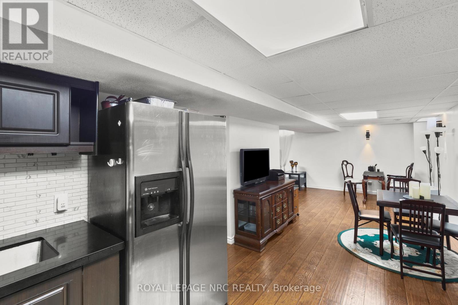 86 Huntington Lane, St. Catharines, Ontario  L2S 3R6 - Photo 35 - X12489594