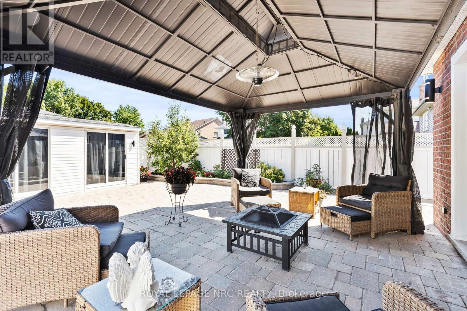 86 Huntington Lane, St. Catharines, Ontario  L2S 3R6 - Photo 38 - X12489594