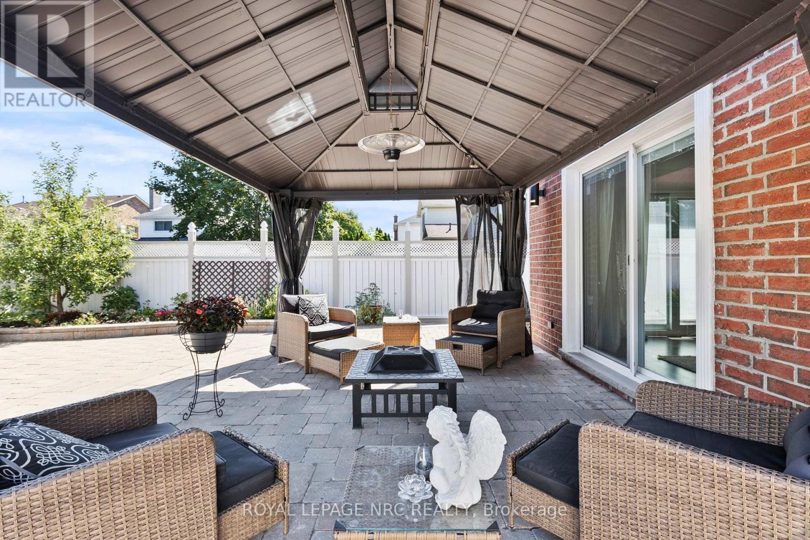 86 Huntington Lane, St. Catharines, Ontario  L2S 3R6 - Photo 40 - X12489594