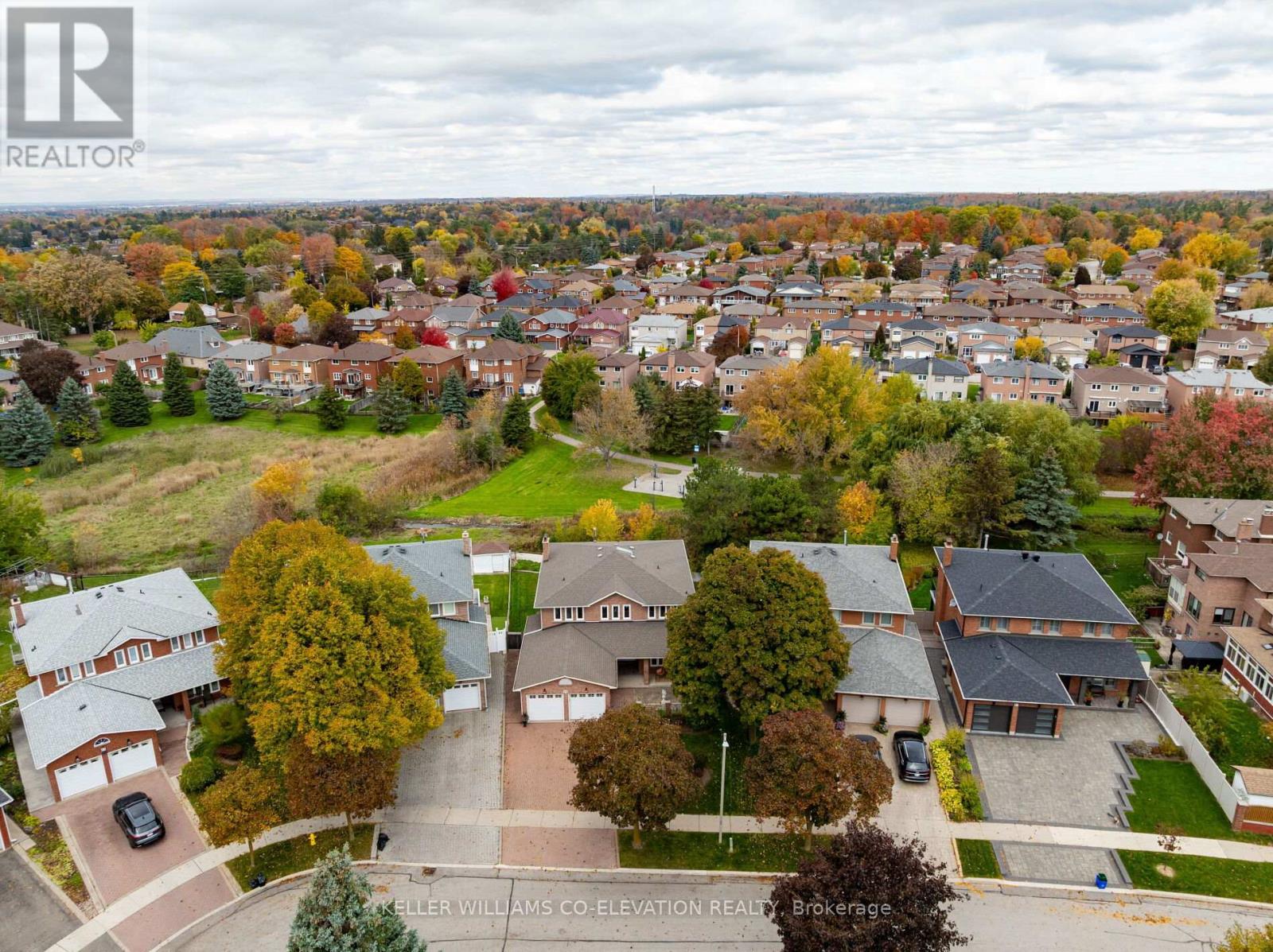 73 Queenston Crescent, Vaughan, Ontario  L4L 4A1 - Photo 3 - N12489536