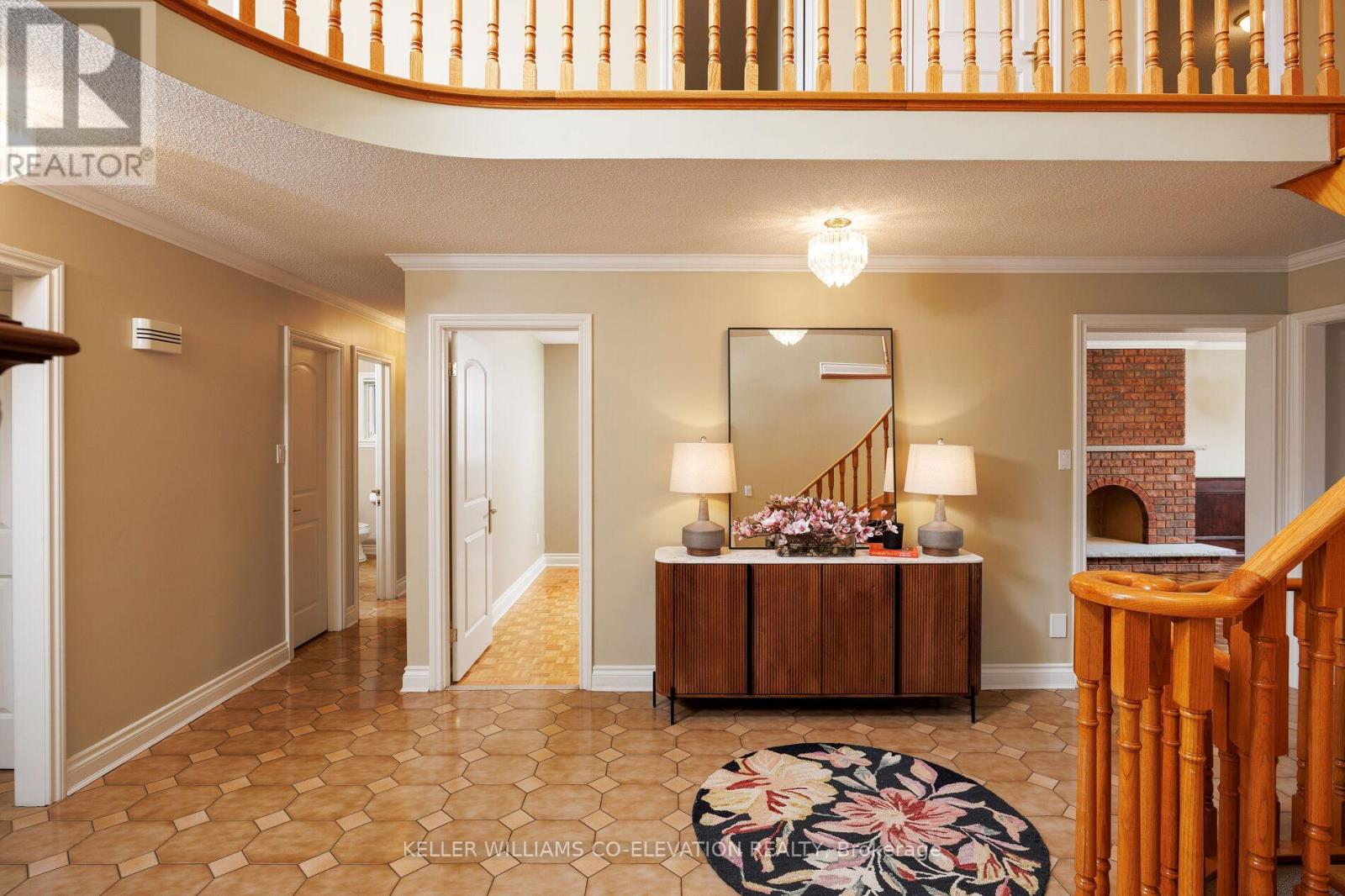 73 Queenston Crescent, Vaughan, Ontario  L4L 4A1 - Photo 7 - N12489536