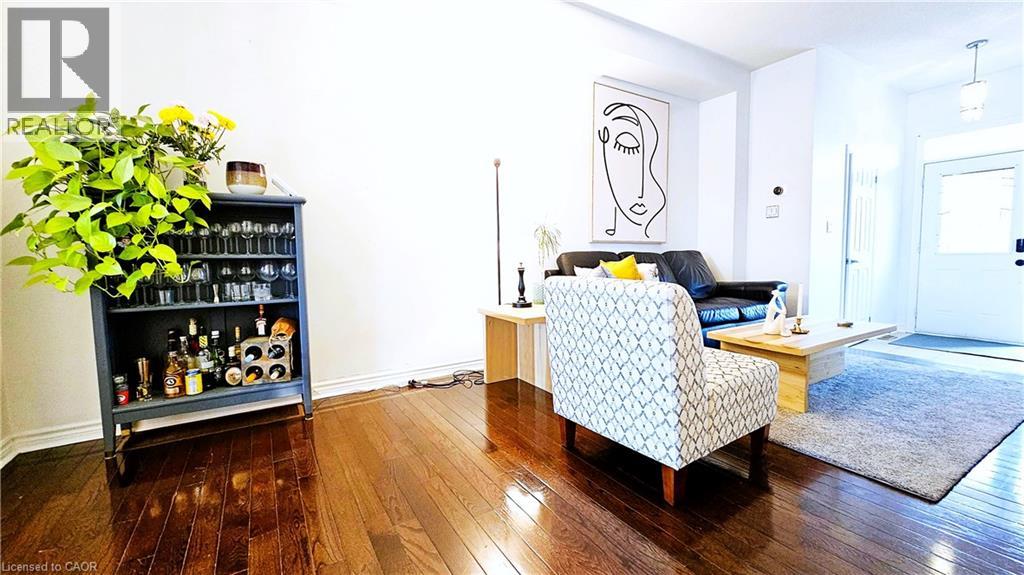 355 Hobbs Crescent, Milton, Ontario  L9T 0J3 - Photo 7 - 40784287