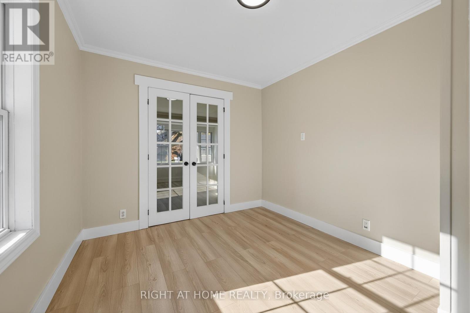 11 Newton Street, Barrie (Wellington), Ontario  L4M 3N2 - Photo 22 - S12489544