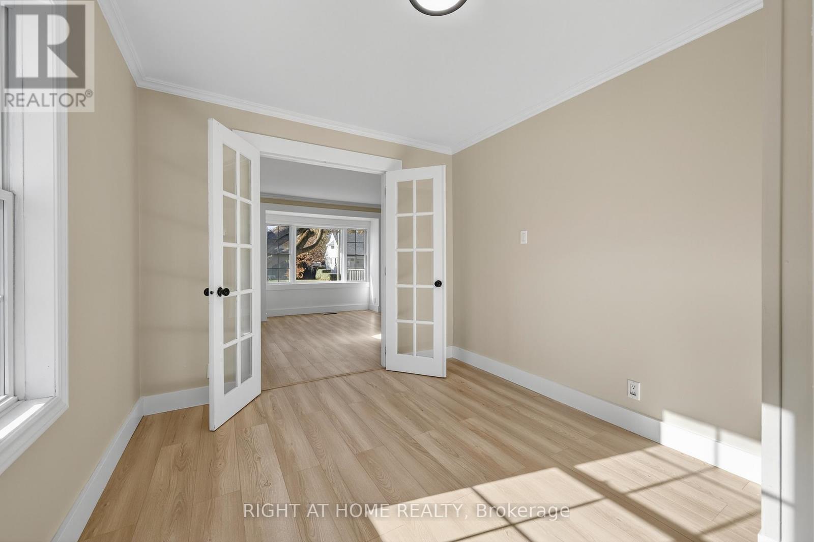 11 Newton Street, Barrie (Wellington), Ontario  L4M 3N2 - Photo 23 - S12489544