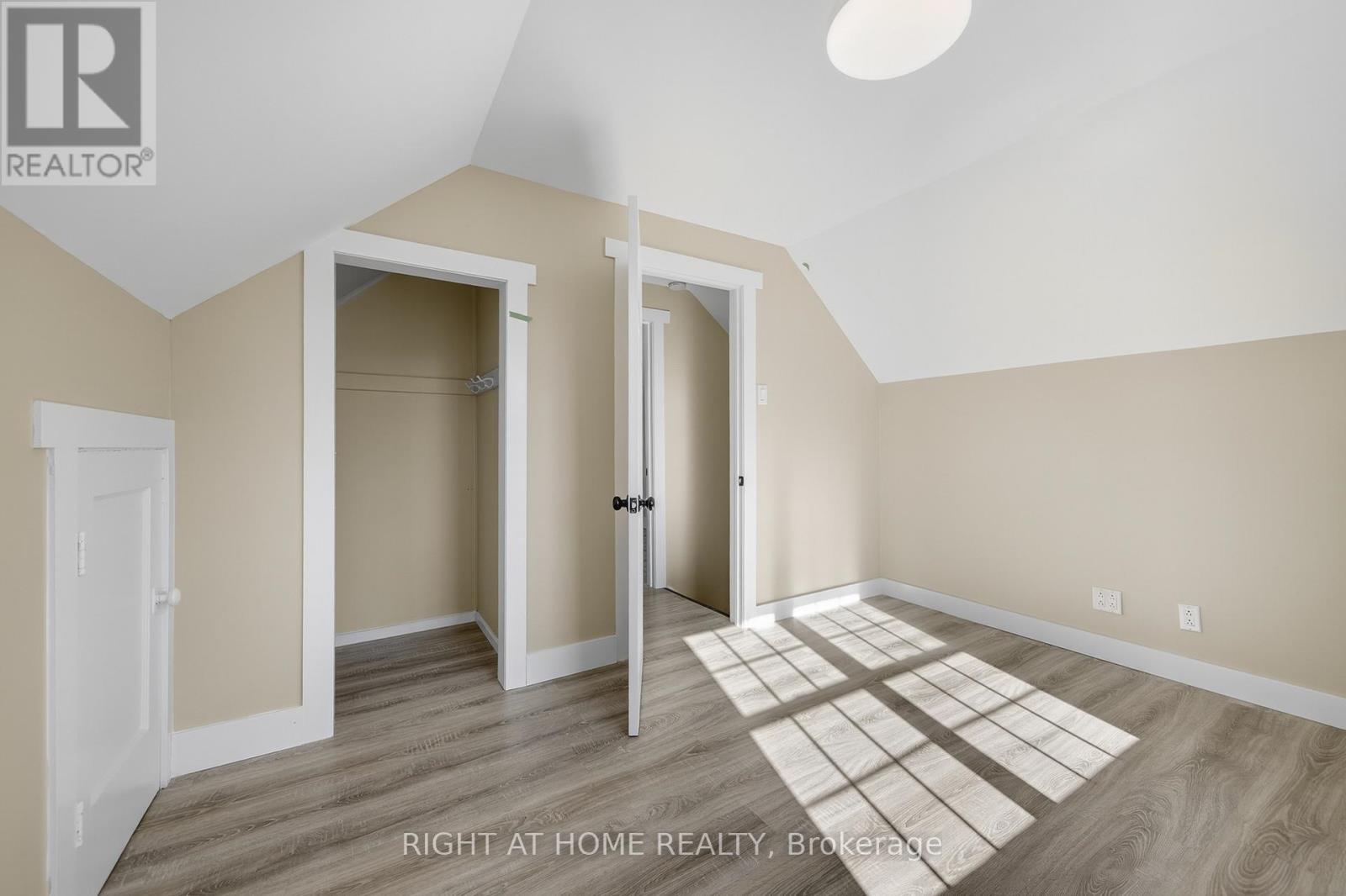 11 Newton Street, Barrie (Wellington), Ontario  L4M 3N2 - Photo 33 - S12489544