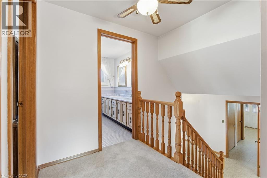 16 Tara Court, Hamilton, Ontario  L8K 6E6 - Photo 14 - 40779484