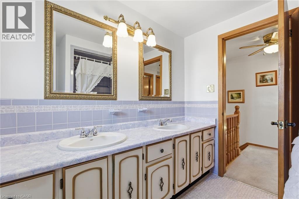 16 Tara Court, Hamilton, Ontario  L8K 6E6 - Photo 16 - 40779484