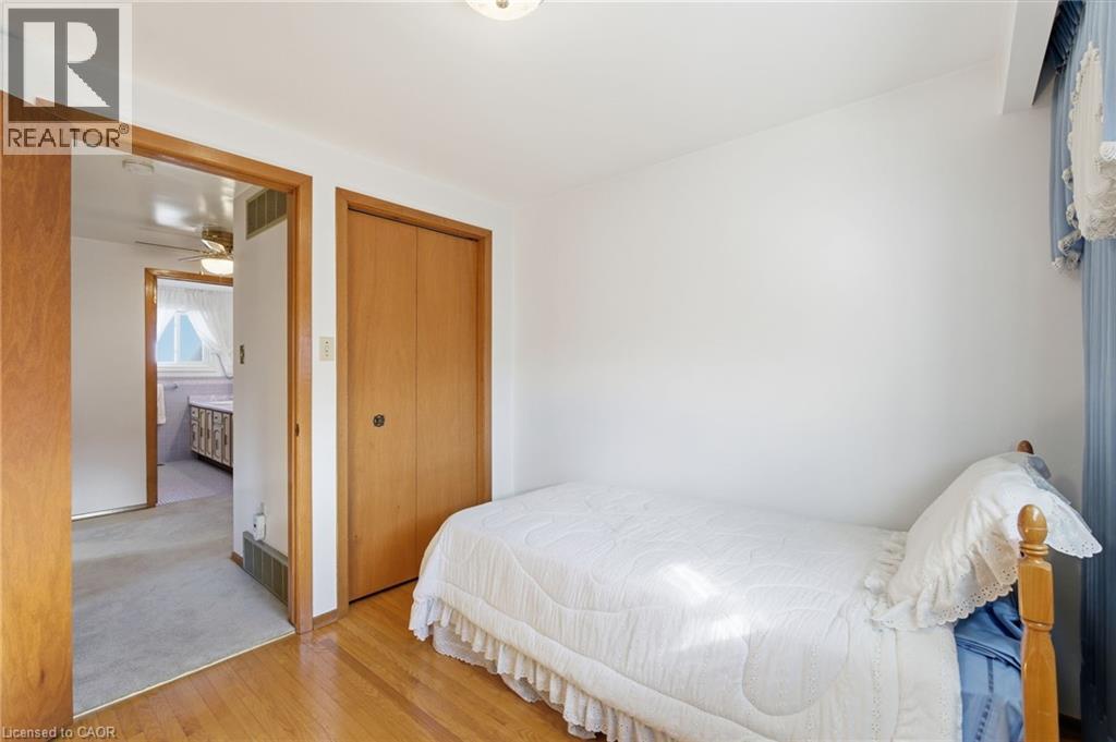 16 Tara Court, Hamilton, Ontario  L8K 6E6 - Photo 22 - 40779484