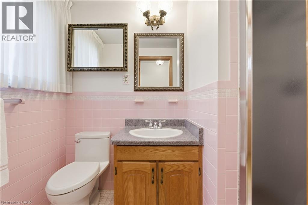 16 Tara Court, Hamilton, Ontario  L8K 6E6 - Photo 24 - 40779484